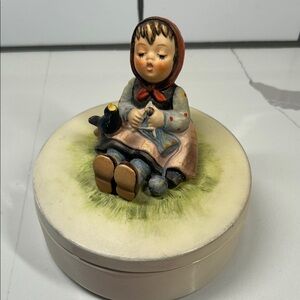 Goebel Hummel Girl knitting (69) candy dish